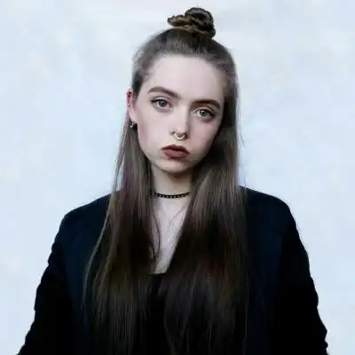 6686体育铜牌作者Zeke