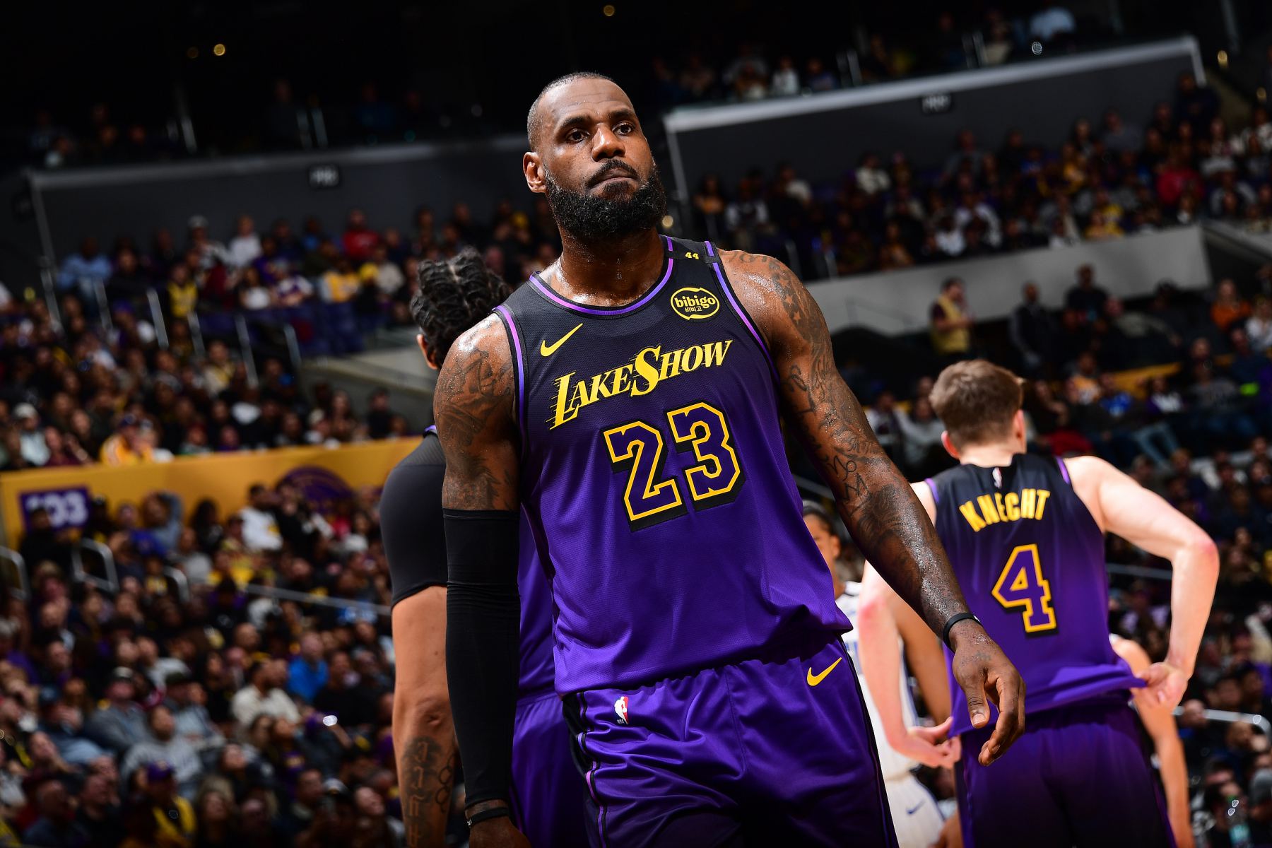 Shams: Ngôi sao của Lakers, James sẽ không đi cùng đội trong 5 chuyến đi liên tiếp