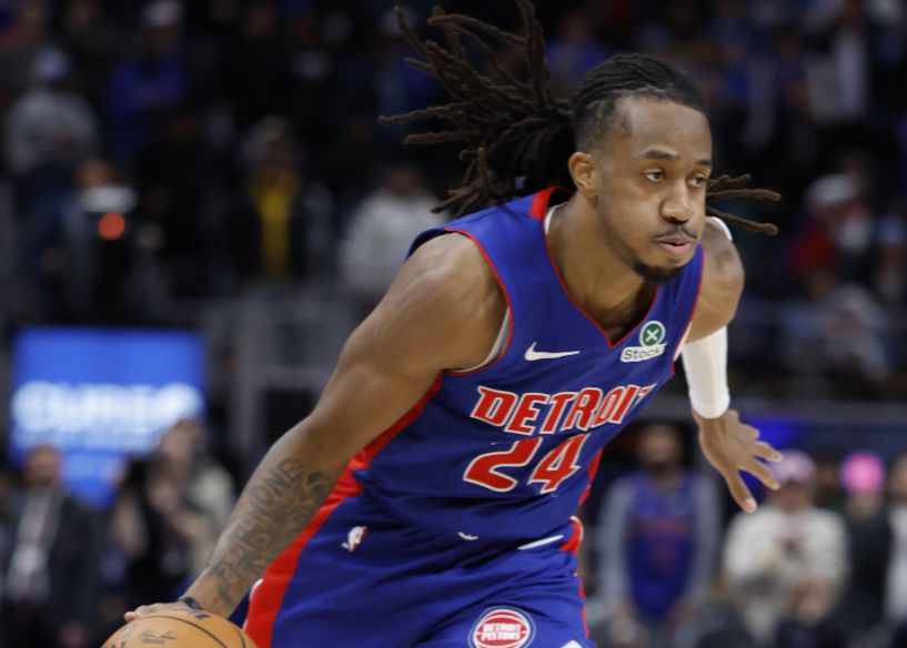 Piston tìm thấy kho báu! Jenkins ghi trung bình 21 + 6 + 7,5 trong 2 trận gần đây nhất và ghi điểm tuyệt đối ở nội dung ba điểm