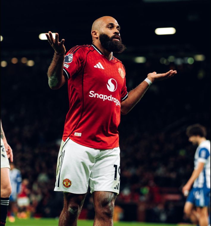 Thống kê toàn trận Mbemo gặp Brighton: lập cú đúp, tỷ lệ chuyền bóng thành công 89,5%