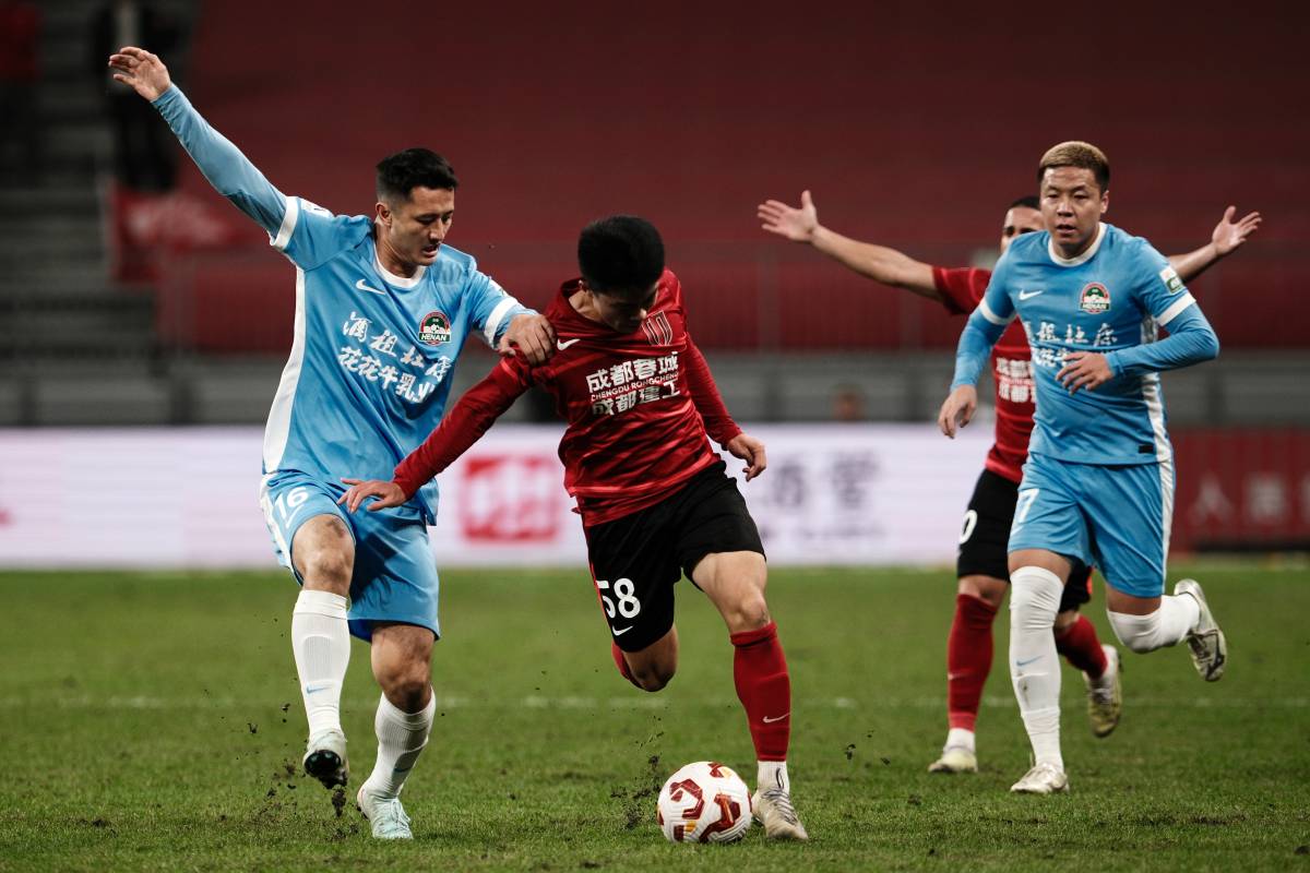 Ma Dexing: Một mùa làm việc chăm chỉ ở Thành Đô Thành Đô đã bị hủy hoại bởi hai phán đoán sai lầm. Tôi có thể nói chuyện với ai để được giải thích?