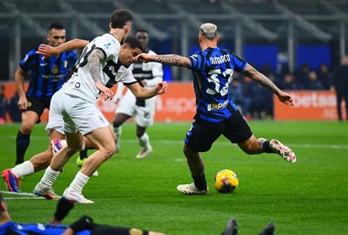 Inter Milan đấu với Parma