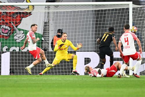 RB Leipzig đấu với Real Madrid