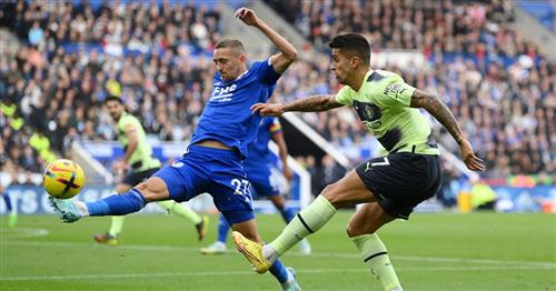 Manchester City đấu với Leicester City