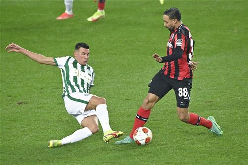 B. Leverkusen vs Ferencvaros