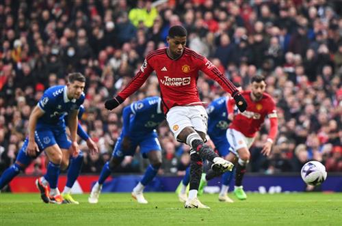 Manchester United đấu với Everton
