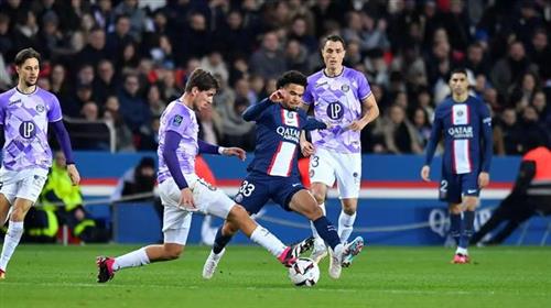 Toulouse đấu với Paris Saint-Germain