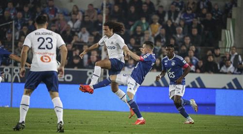 Marseille đấu với Strasbourg