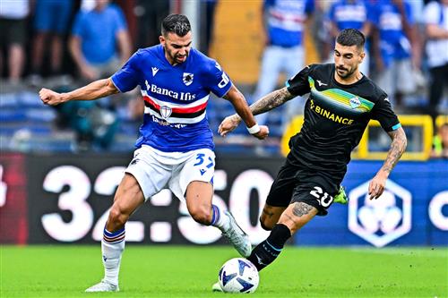 Lazio đấu với Sampdoria