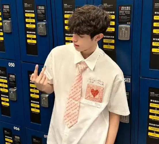 6686体育中级作者Sierra